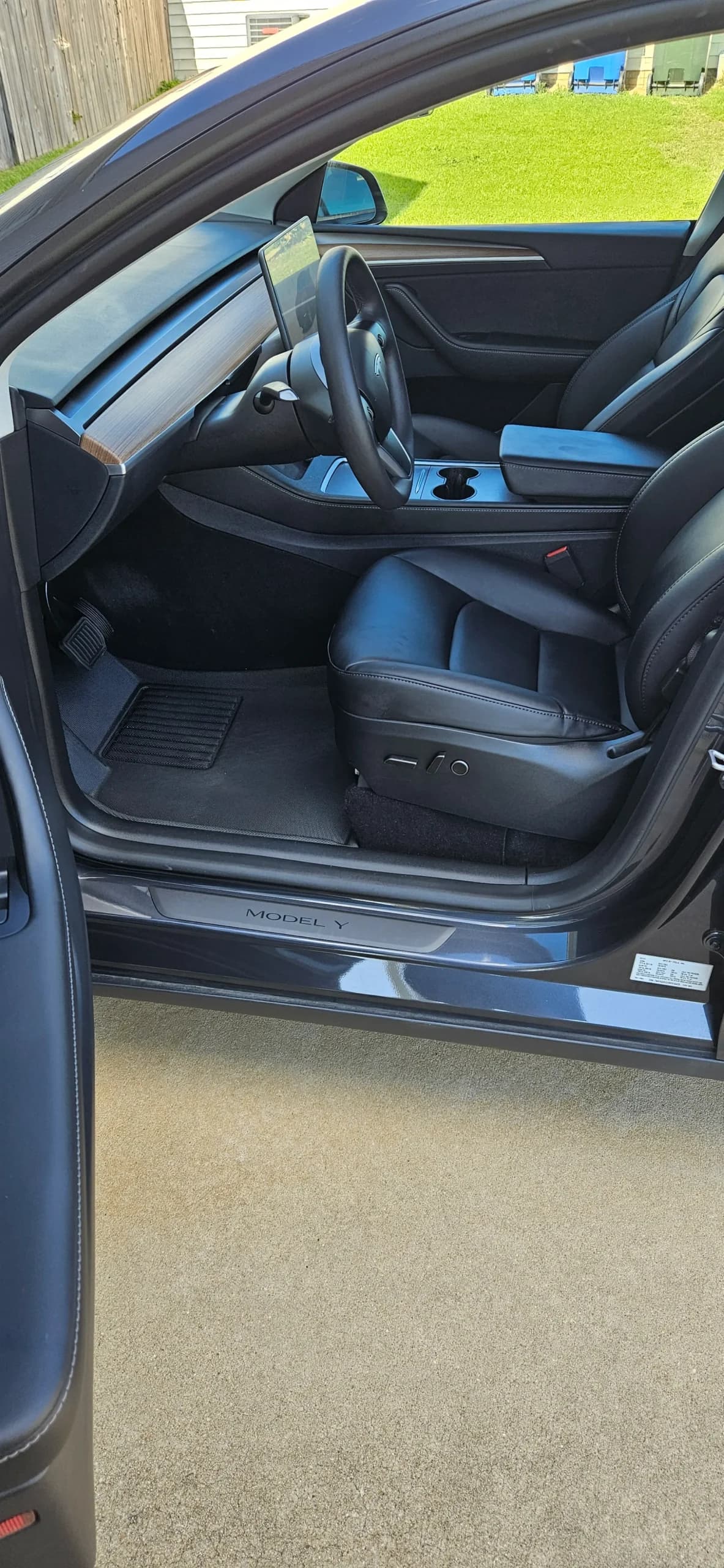 Freshly detailed vehicle exterior — mobile auto detailing Cumberland County